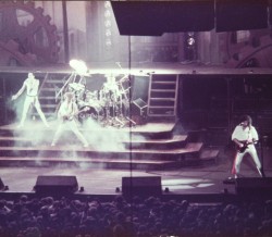 Queen Fotos und Ticketscans Düsseldorf, Köln und Dortmund von 1977-1986